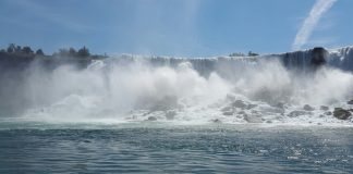 SRETENJE I DAN DRŽAVNOSTI U narodu se kaže da se sreću zima i leto