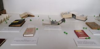 MINIJATURA NA ZRNU GRAŠKA Zanimljiva izložba iz fonda Narodne biblioteke Srbije