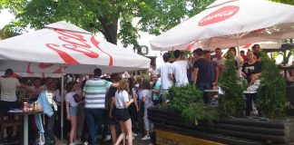 SVAKODNEVNE ŽURKE U DIMITRIJA TUCOVIĆA 45 Stanari traže pomoć lokalnih vlasti