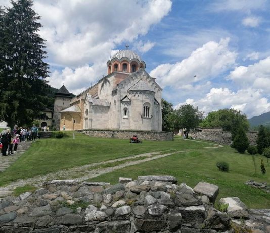 VIDOVDAN Verski i državni praznik koji „otvara oči“