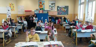 ŠKOLSKA BIBLIOTEKA Promoviše kreativnost