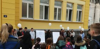 UŽIČKI Učenički parlament ujedinjen u bolu