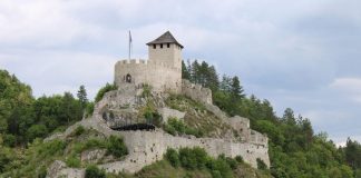 REKONSTRUKCIJA VODOTORNJA Na tvrđavi Stari grad u Užicu