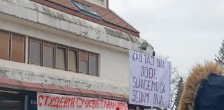 PROTESTNI SKUP U KOSJERIĆU U znak podrške studentima
