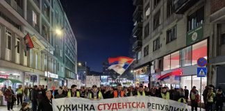 UŽIČKA STUDENTSKA REPUBLIKA I buka ispred Gradske kuće