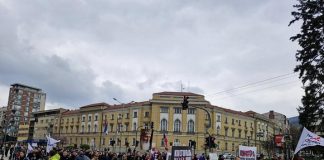 ERE TE ZOVU U ERU SLOBODE Protest i blokada saobraćaja