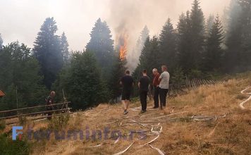 POŽAR U SELU BIOSKA U Srbiji aktivno oko 100 požara