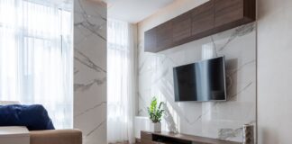 Psihologija prostora: Zašto TV na zidu deluje „lakše“ za oko?