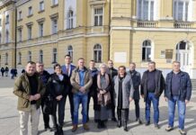 Opozicione odborničke grupe traže novi javni poziv za TV prenose