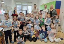 ZNANJEM DO ZVEZDA – Slikovnica puna školskih priča