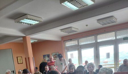 Saradnja Ekonomske škole sa starima na Zabučju i škole iz Bovea