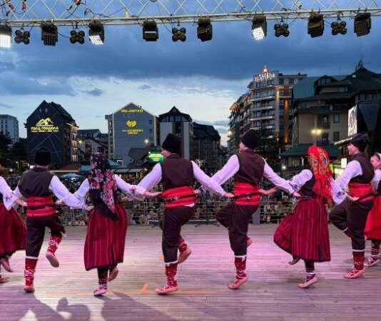 Veče folklora i tradicije Uz učešće gostiju iz SAD i Kande