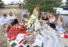 GONDOLA ETNO VAJB FESTIVAL Postaje tradicija Zlatibora