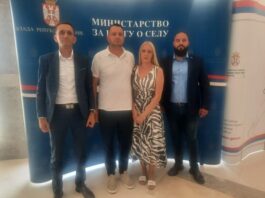Potpisan ugovor za kupovinu seoske kuće za porodicu Simović