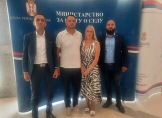 Potpisan ugovor za kupovinu seoske kuće za porodicu Simović