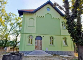 IZGRAĐENA REPLIKA VILE MILOVANOVIĆA