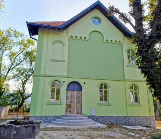 IZGRAĐENA REPLIKA VILE MILOVANOVIĆA
